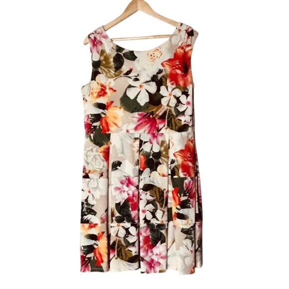Tiana B. Dresses & Skirts - Tiana B Tan Pink Green White Floral Dress 14 Petite Sleeveless Fit Flare Zip